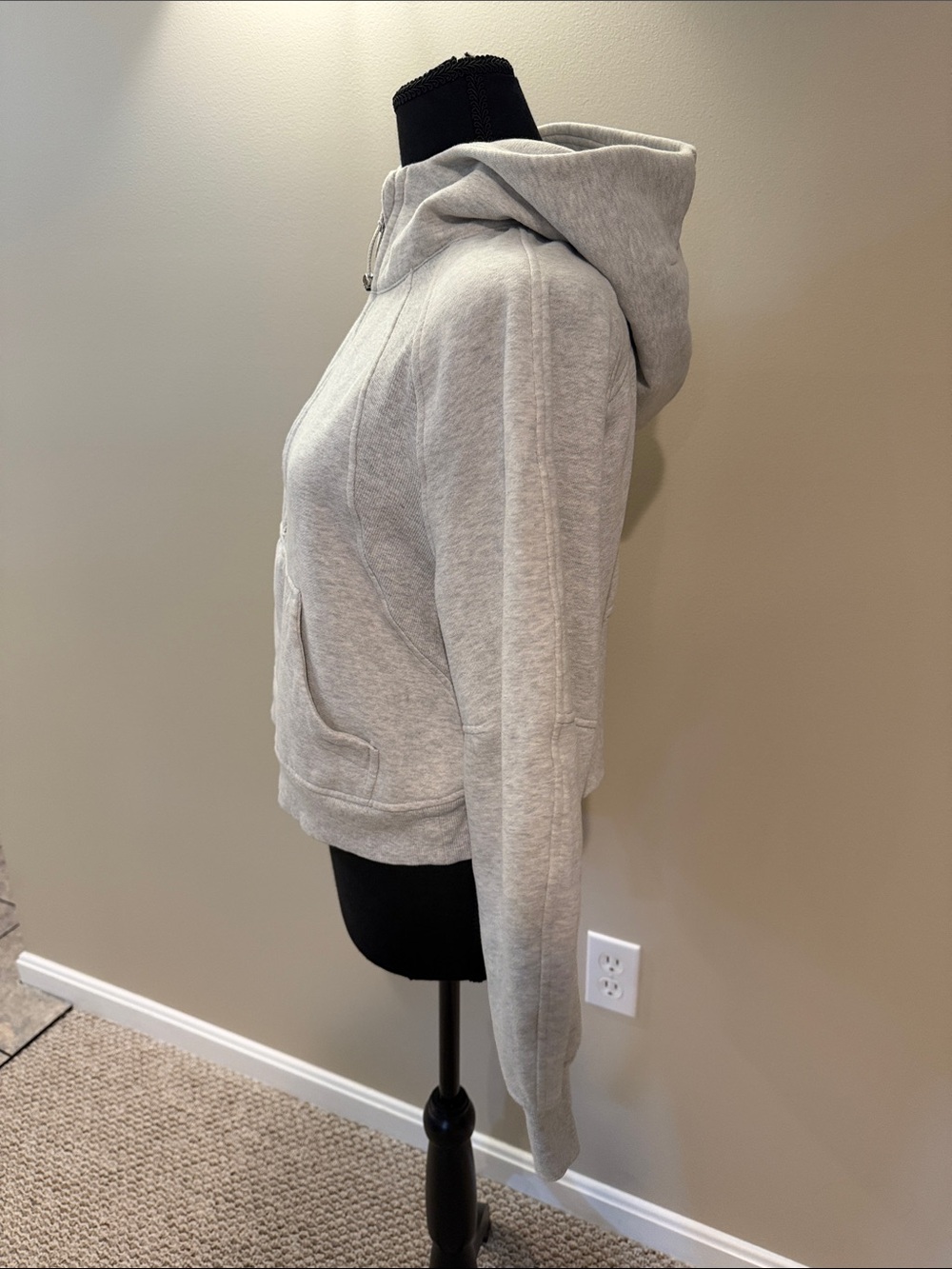 lululemon athletica Light Gray Half-Zip Cowl Hoodie Sweater - Picture 2 of 10